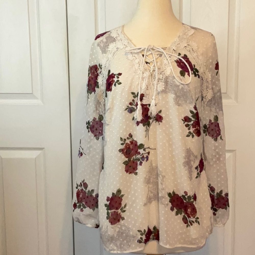 DR2 SemiโSheer Floral Blouse Top Shirt Smallโ Romantic